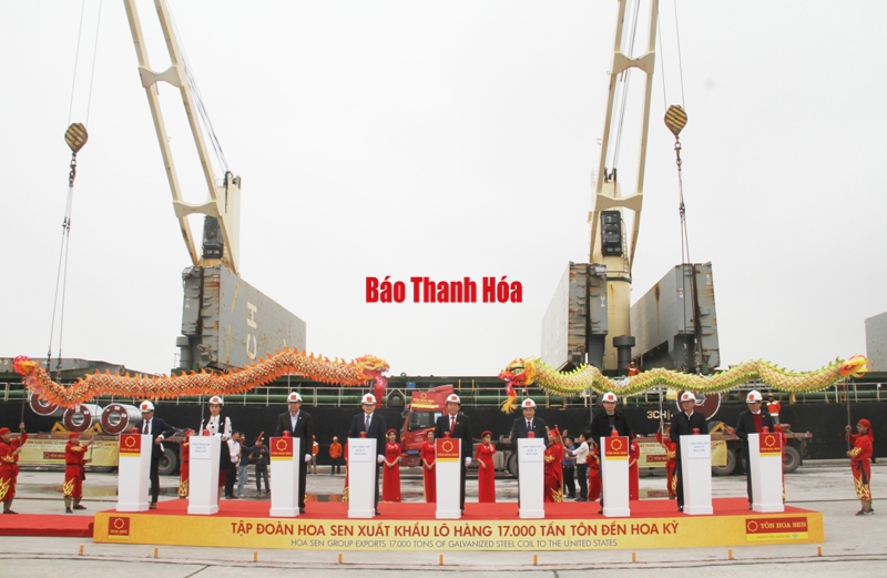 Tập đoàn Hoa Sen xuất khẩu 17.000 tấn tôn sang Hoa Kỳ thông qua Cảng Quốc tế Nghi Sơn