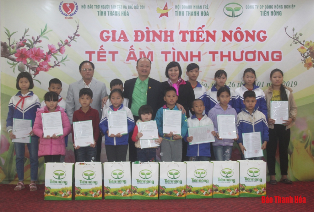 Công ty CP Công Nông nghiệp Tiến Nông tổ chức vui Tết Kỷ Hợi cho trẻ mồ côi 