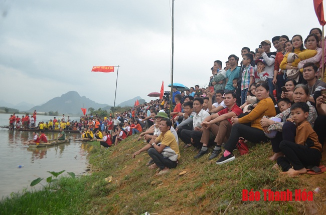 Sôi nổi giải đua thuyền huyện Bá Thước lần thứ III năm 201 9