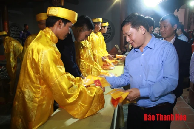 Lễ khai ấn đền thờ Trần Hưng Đạo (xã Hà Dương, Hà Trung) xuân Kỷ Hợi 2019