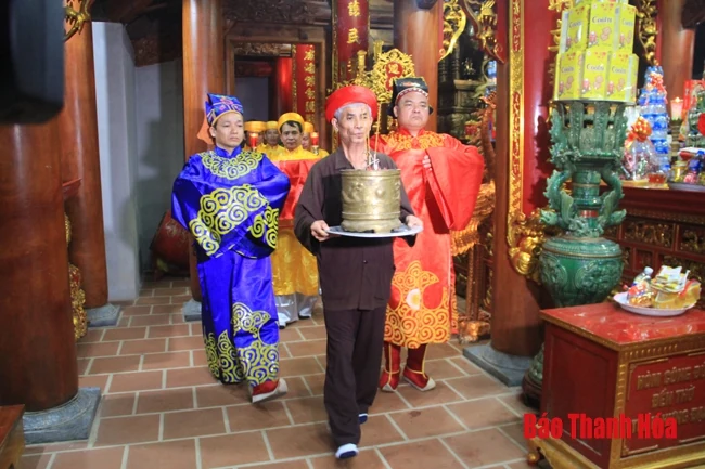Lễ khai ấn đền thờ Trần Hưng Đạo (xã Hà Dương, Hà Trung) xuân Kỷ Hợi 2019