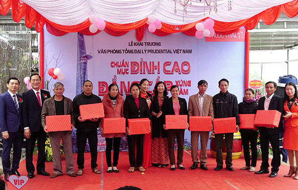 Prudential khai trương văn phòng tổng đại lý tại thị trấn Vạn Hà, huyện Thiệu Hóa