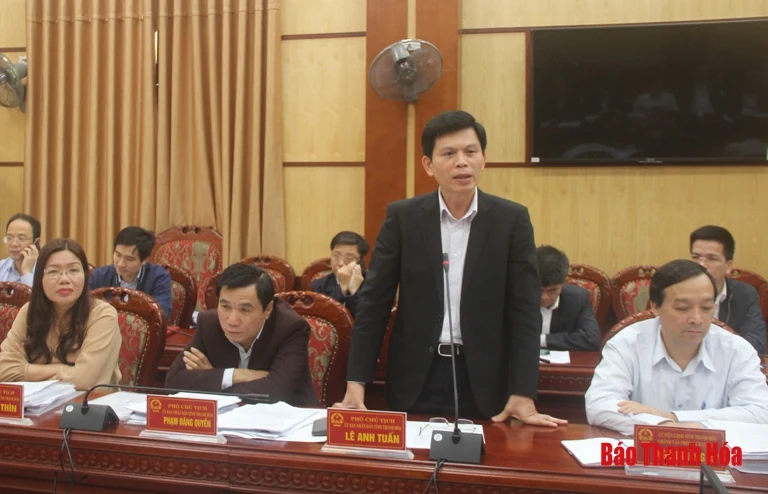 Ngày làm việc thứ hai, phiêp họp UBND tỉnh thường kỳ tháng 3: Tiếp tục thảo luận nhiều nội dung quan trọng