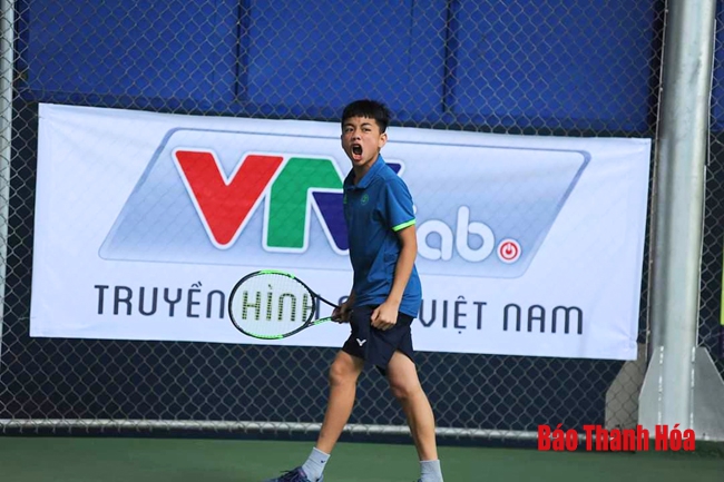 VĐV Nguyễn Việt Hoàng vô địch nhóm tuổi 12 tại giải quần vợt năng khiếu toàn quốc 2019