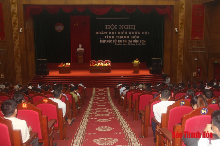 Đoàn ĐBQH Thanh Hóa tiếp xúc cử tri tại thị xã Bỉm Sơn