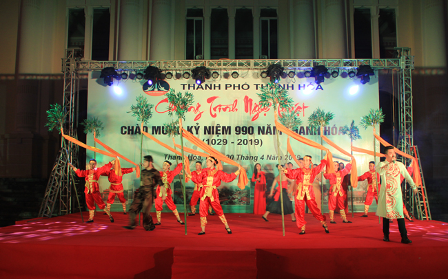 “Bữa tiệc ánh sáng” ấn tượng tại Quảng trường Lam Sơn