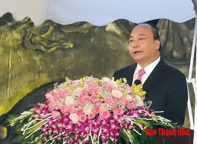 Hình ảnh hoạt động của Thủ tướng Chính phủ Nguyễn Xuân Phúc nhân dịp kỷ niệm 990 năm Thanh Hóa