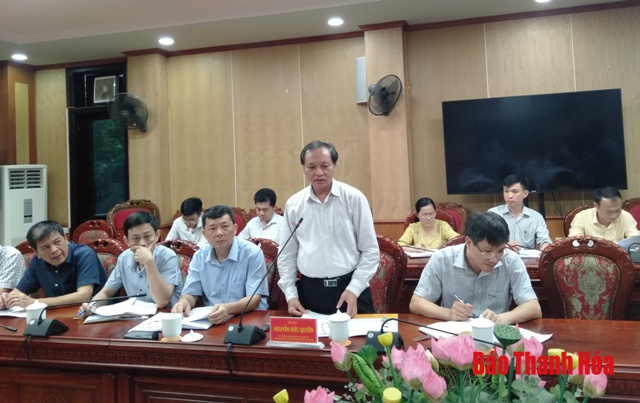 Phó Chủ tịch Thường trực UBND tỉnh Nguyễn Đức Quyền làm việc với đoàn công tác của Ngân hàng Thế giới
