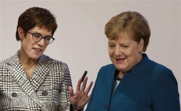 Đức: Chủ tịch CDU bác bỏ việc gây sức ép buộc Thủ tướng từ chức