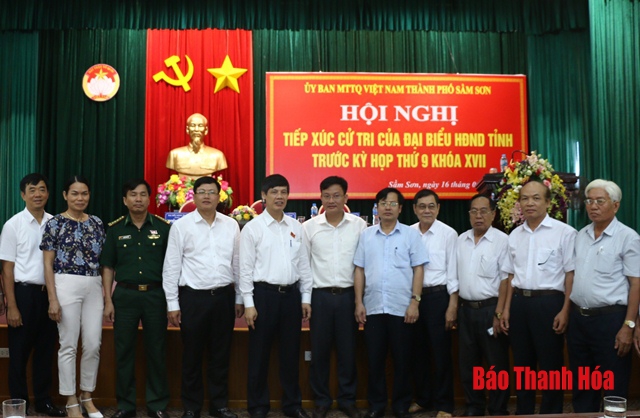 Chủ tịch UBND tỉnh Nguyễn Đình Xứng tiếp xúc cử tri TP Sầm Sơn