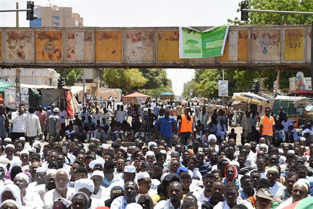 Sudan: Hội đồng quân sự nối lại đàm phán với phe biểu tình