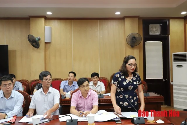 Thảo luận cơ chế, chính sách khuyến khích tích tụ, tập trung đất đai, phát triển nông nghiệp quy mô lớn, công nghệ cao
