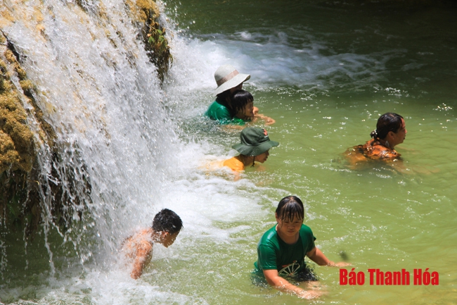 Thác Mây (Thạch Thành) – “Quà tặng vô giá” của thiên nhiên, điểm giải nhiệt tuyệt vời ở xứ Thanh