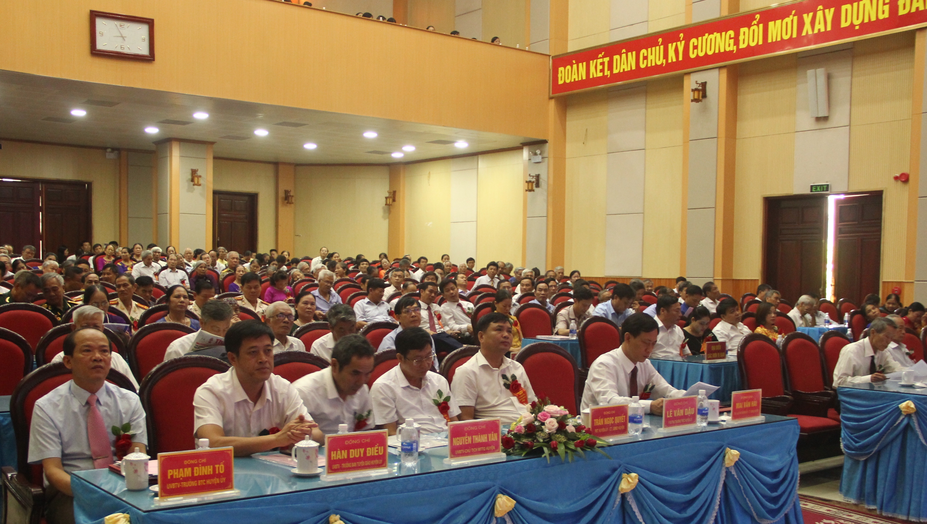 Kỷ niệm 30 năm ngày thành lập Đảng bộ thị trấn Nga Sơn