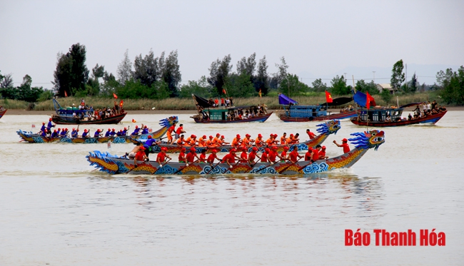 Đặc sắc Lễ hội cầu ngư – bơi chải TP Sầm Sơn năm 2019