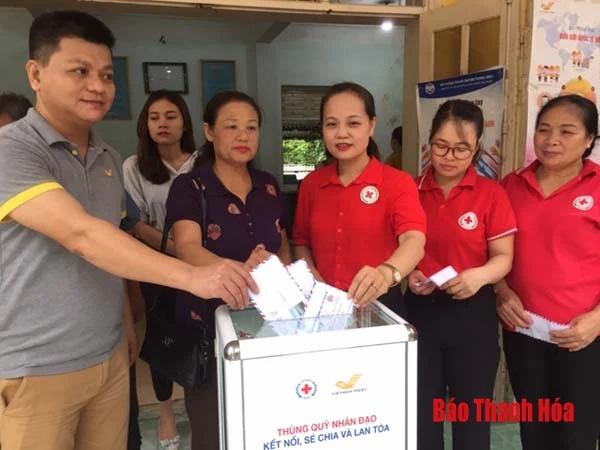Huyện Đông Sơn tổ chức đặt thùng quỹ nhân đạo
