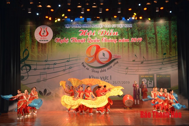 Bế mạc hội diễn nghệ thuật quần chúng chủ đề “90 năm, cao su – dòng chảy cuộc sống”