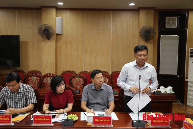 Bộ Giao thông - Vận tải làm việc với UBND tỉnh về quy ho ạch, khai th ác c ảng biển v à công tác qu ản l ý chuyên ngành hàng h ải