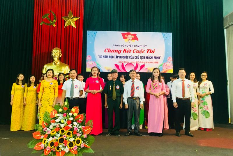 Đảng bộ huyện Cẩm Thủy tổ chức thành công Hội thi “Học tập Di chúc của Chủ tịch Hồ Chí Minh”