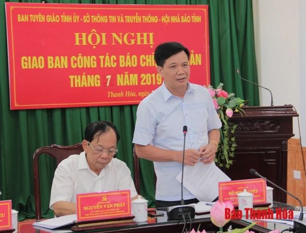 Giao ban công tác báo chí, xuất bản tháng 7