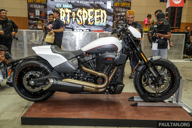 Cận cảnh Harley-Davidson FXDR 114 vừa ra mắt với giá gần 700 triệu