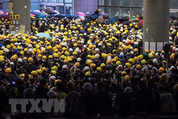 Chính quyền Hong Kong lên án những người biểu tình quá khích