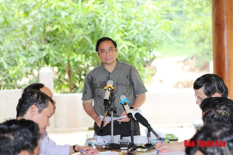 Đồng chí Trưởng Ban Tổ chức Trung ương Phạm Minh Chính thăm, kiểm tra công tác khắc phục hậu quả mưa lũ tại Thanh Hóa