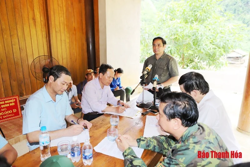 Đồng chí Trưởng Ban Tổ chức Trung ương Phạm Minh Chính thăm, kiểm tra công tác khắc phục hậu quả mưa lũ tại Thanh Hóa