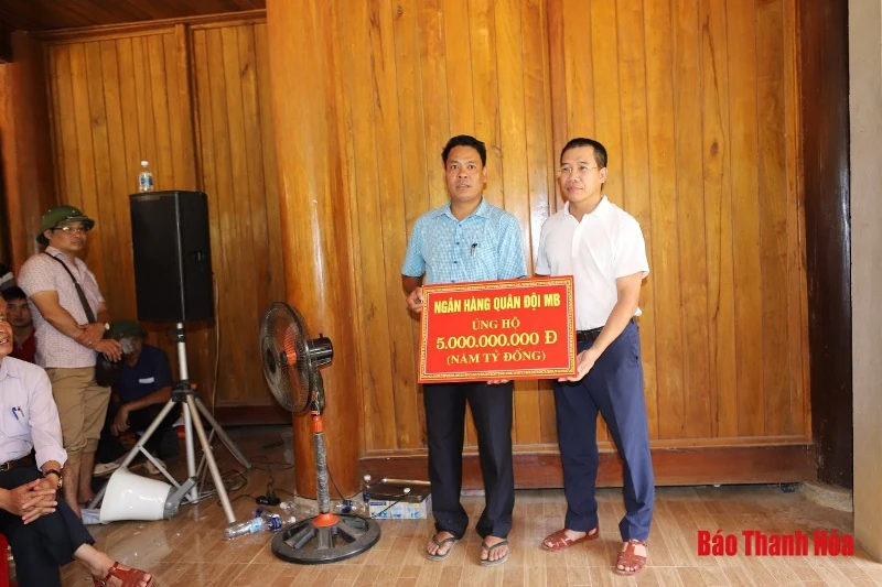 Đồng chí Trưởng Ban Tổ chức Trung ương Phạm Minh Chính thăm, kiểm tra công tác khắc phục hậu quả mưa lũ tại Thanh Hóa