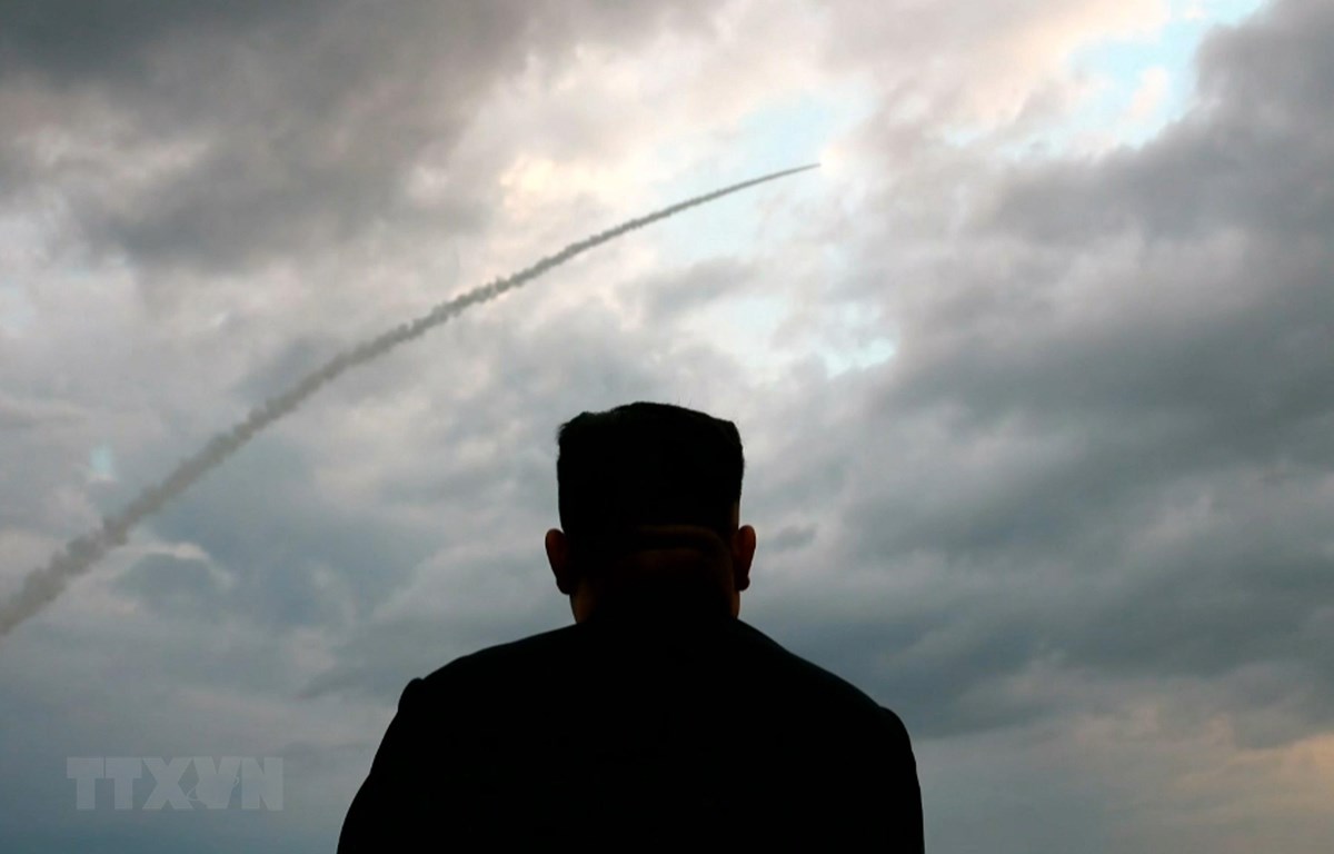 Nhà lãnh đạo Kim Jong-un bình luận về vụ phóng tên lửa của Triều Tiên