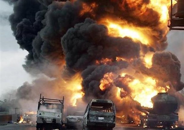 Tanzania: Xe bồn chở dầu phát nổ gây thương vong lớn