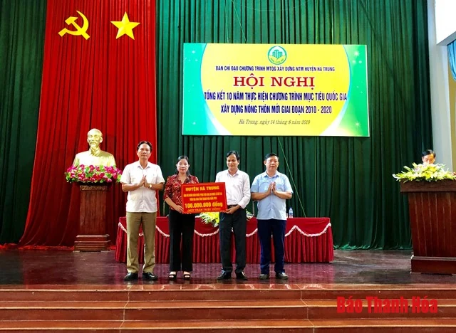 Huyện Hà Trung tổng kết 10 năm thực hiện Chương trình Mục tiêu quốc gia xây dựng nông thôn mới