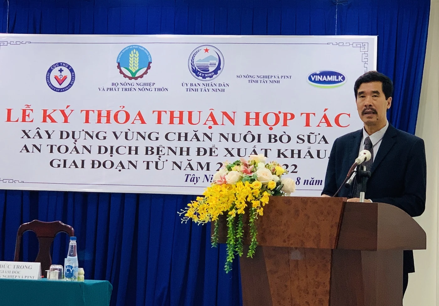 Trang trại bò sữa Vinamilk trên toàn quốc là hạt nhân xây dựng vùng an toàn dịch bệnh theo quy định quốc tế