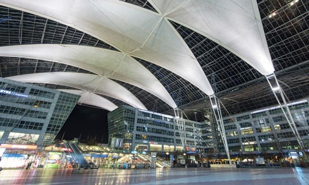 Sân bay Munich sơ tán do người lạ lọt vào sân bay không qua an ninh