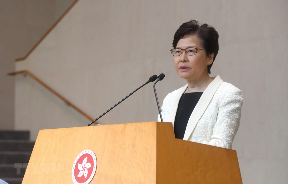 Chính quyền Hong Kong nỗ lực trấn an các nhà đầu tư nước ngoài