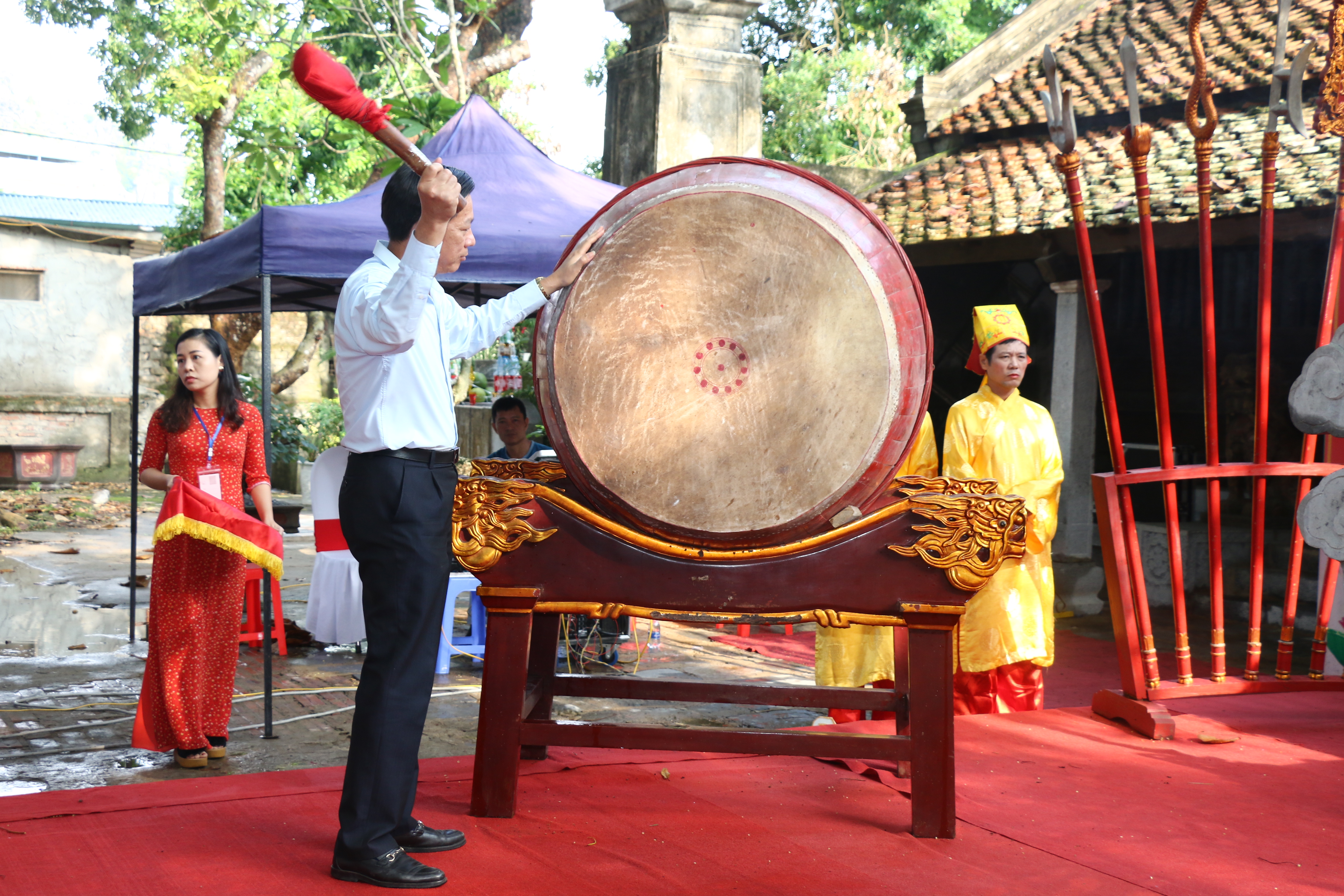 Kỷ niệm 601 năm khởi nghĩa Lam Sơn và 586 năm ngày mất Anh hùng dân tộc Lê Lợi