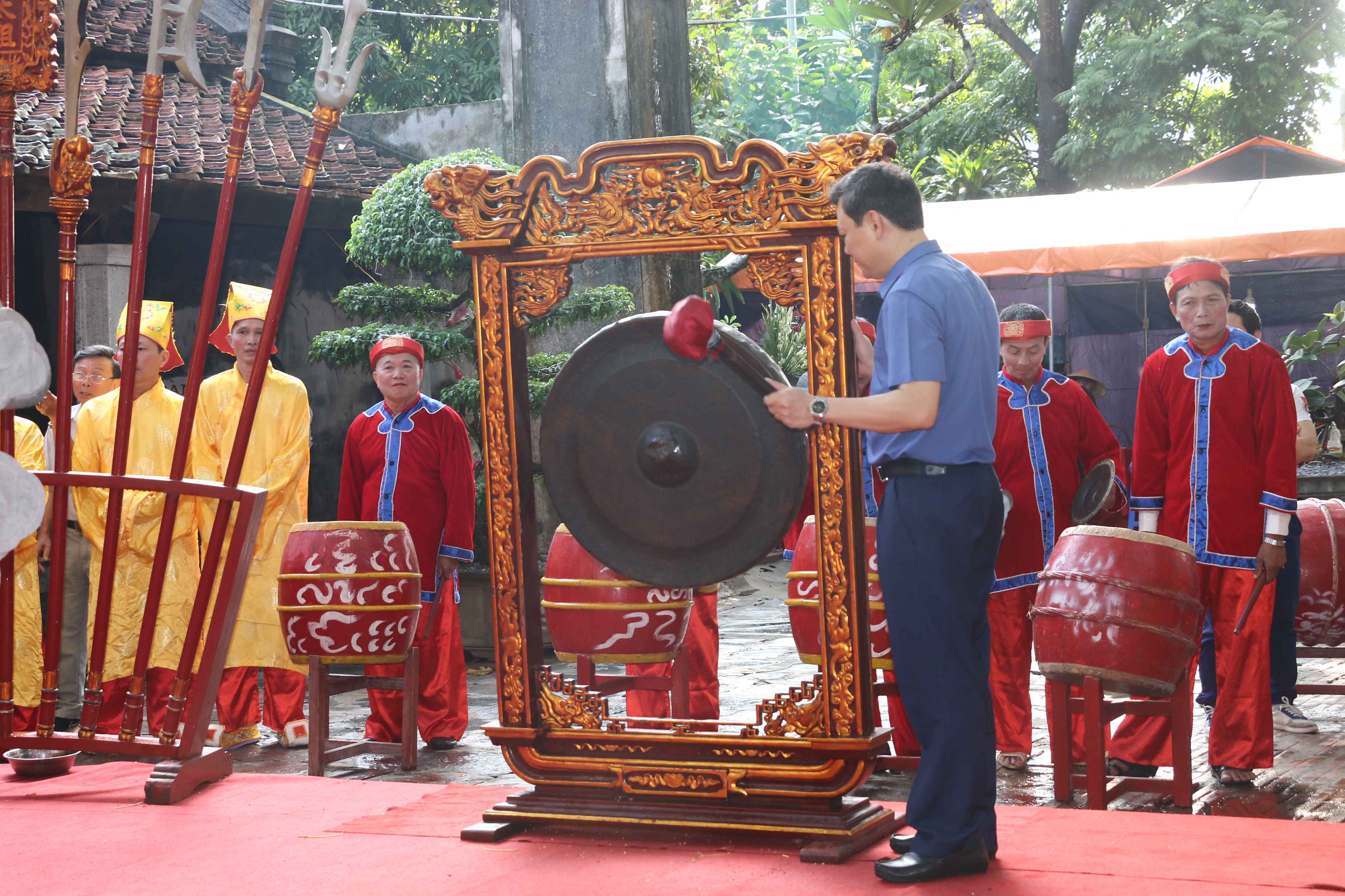 Kỷ niệm 601 năm khởi nghĩa Lam Sơn và 586 năm ngày mất Anh hùng dân tộc Lê Lợi