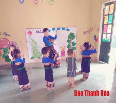 Cô giáo trẻ say mê bảo tồn, phát huy giá trị văn hóa Thái