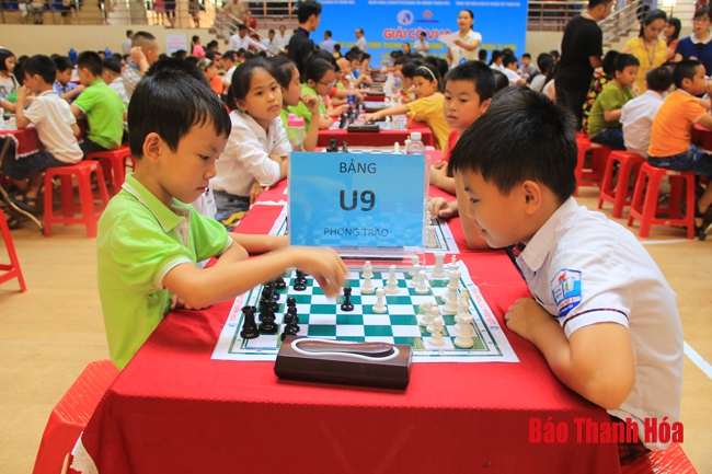 300 vận động viên tranh tài tại Giải cờ vua các câu lạc bộ tỉnh Thanh Hóa - Cúp “Chiến binh tí hon” 2019