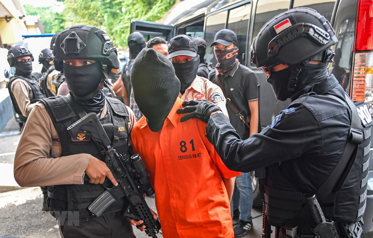 Lực lượng chống khủng bố Indonesia bắt giữ 5 nghi can thánh chiến