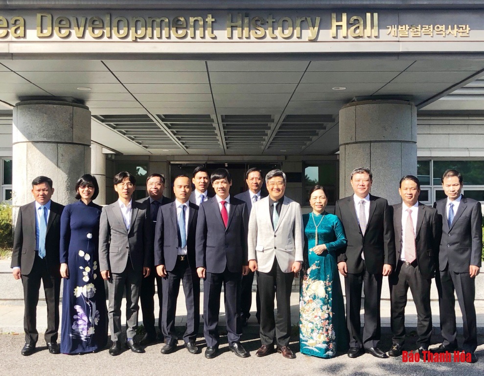 Chủ tịch UBND tỉnh Nguyễn Đình Xứng kết thúc tốt đẹp chuyến thăm và làm việc tại Hàn Quốc