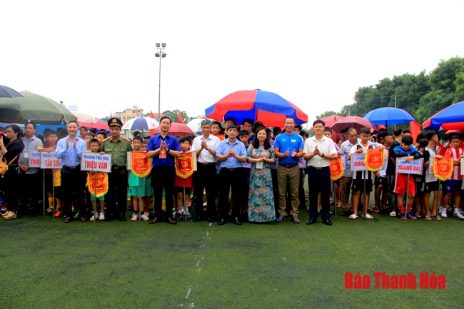 Khởi tranh giải bóng đá Hội khỏe Phù Đổng TP Thanh Hóa lần thứ X – năm 2019
