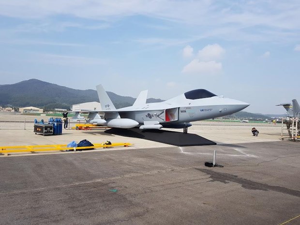 Hàn Quốc trình làng chiến đấu cơ KF-X tự chế tạo tại ADEX 2019