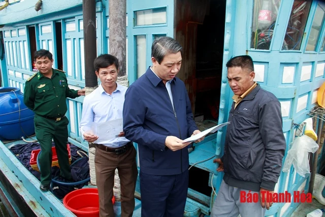 Tích cực thực hiện các giải pháp chống khai thác hải sản bất hợp pháp