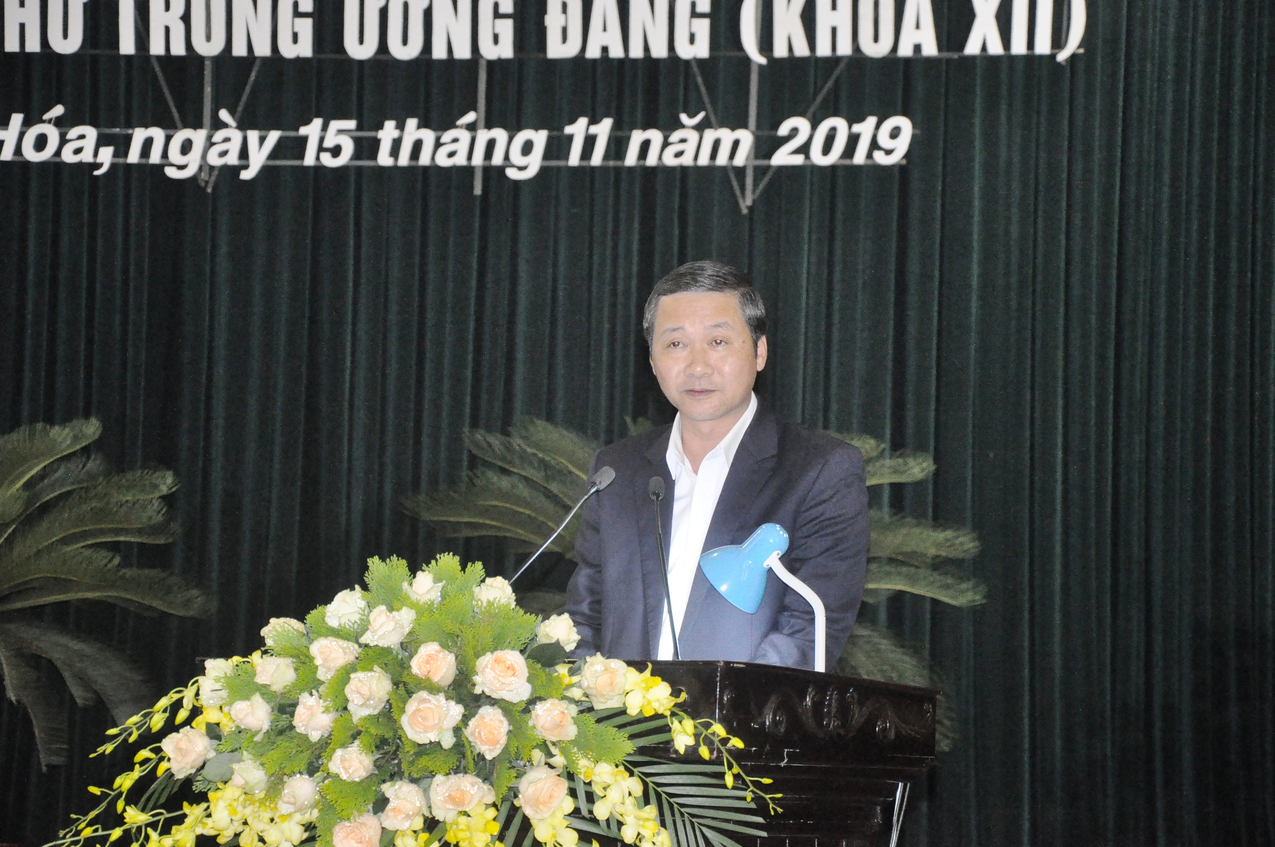 Quán triệt, triển khai các nghị quyết, chỉ thị, quy định, kết luận của Bộ Chính trị và Ban Bí thư Trung ương (khóa XII)