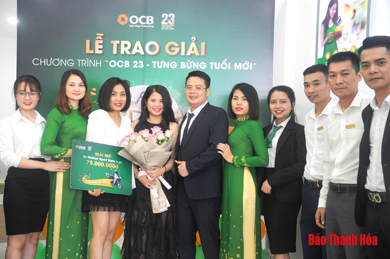 OCB Thanh Hóa trao giải chương trình “OCB 23 – Tưng bừng tuổi mới”