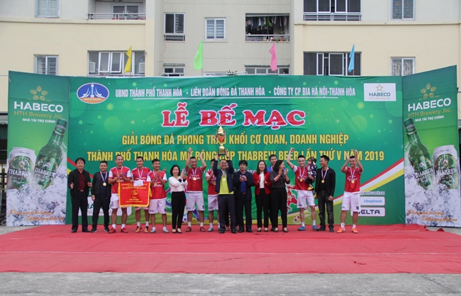 Giải bóng đá phong trào khối cơ quan, doanh nghiệp TP Thanh Hóa mở rộng - Cúp Thabrew Beer 2019 thành công tốt đẹp