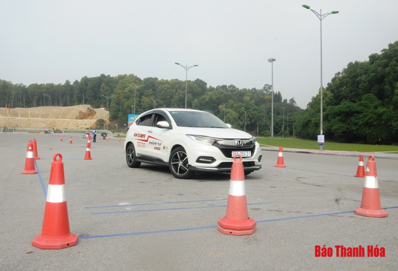 Honda Ô tô Thanh Hóa tổ chức chương trình lái xe an toàn