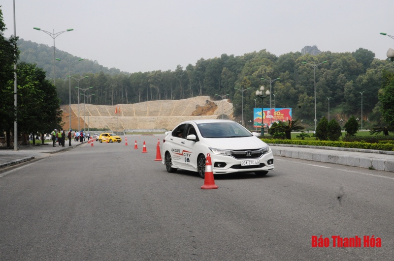 Honda Ô tô Thanh Hóa tổ chức chương trình lái xe an toàn