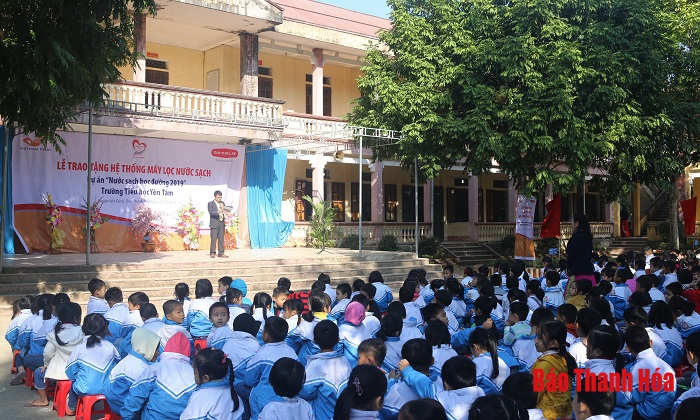 Công ty Dai-ichi Việt Nam trao hệ thống máy lọc nước cho Trường Tiểu học Yên Tâm (Yên Định)